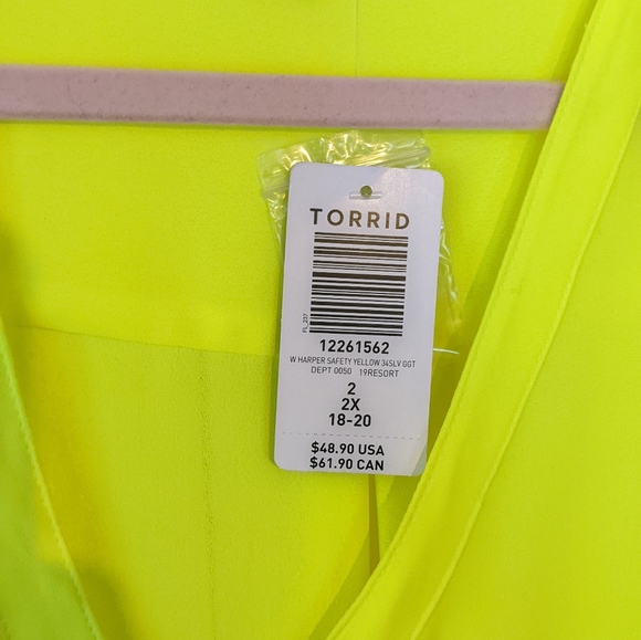 Torrid Top - Picture 4 of 4